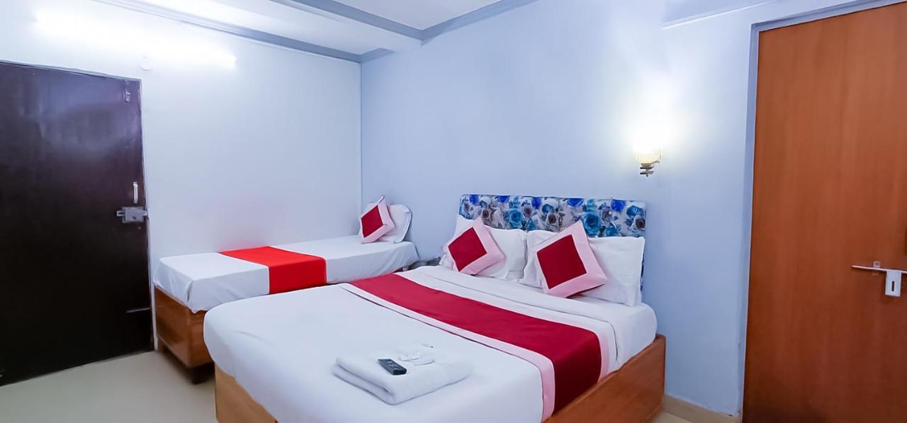Comodo Satya Niketan Residency นิวเดลี ภายนอก รูปภาพ