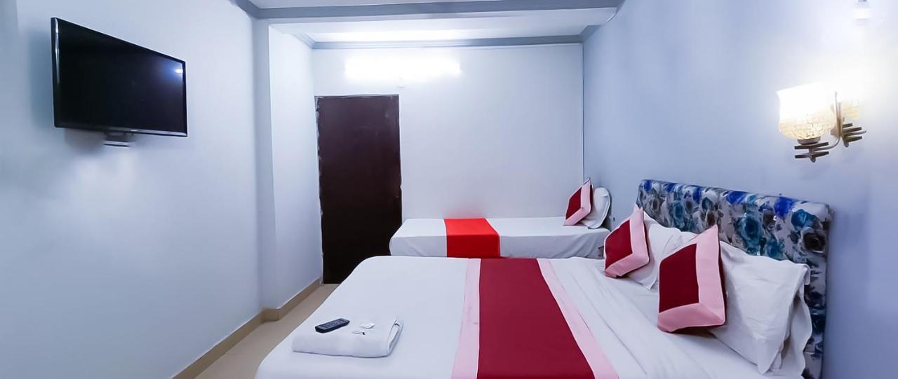 Comodo Satya Niketan Residency นิวเดลี ภายนอก รูปภาพ